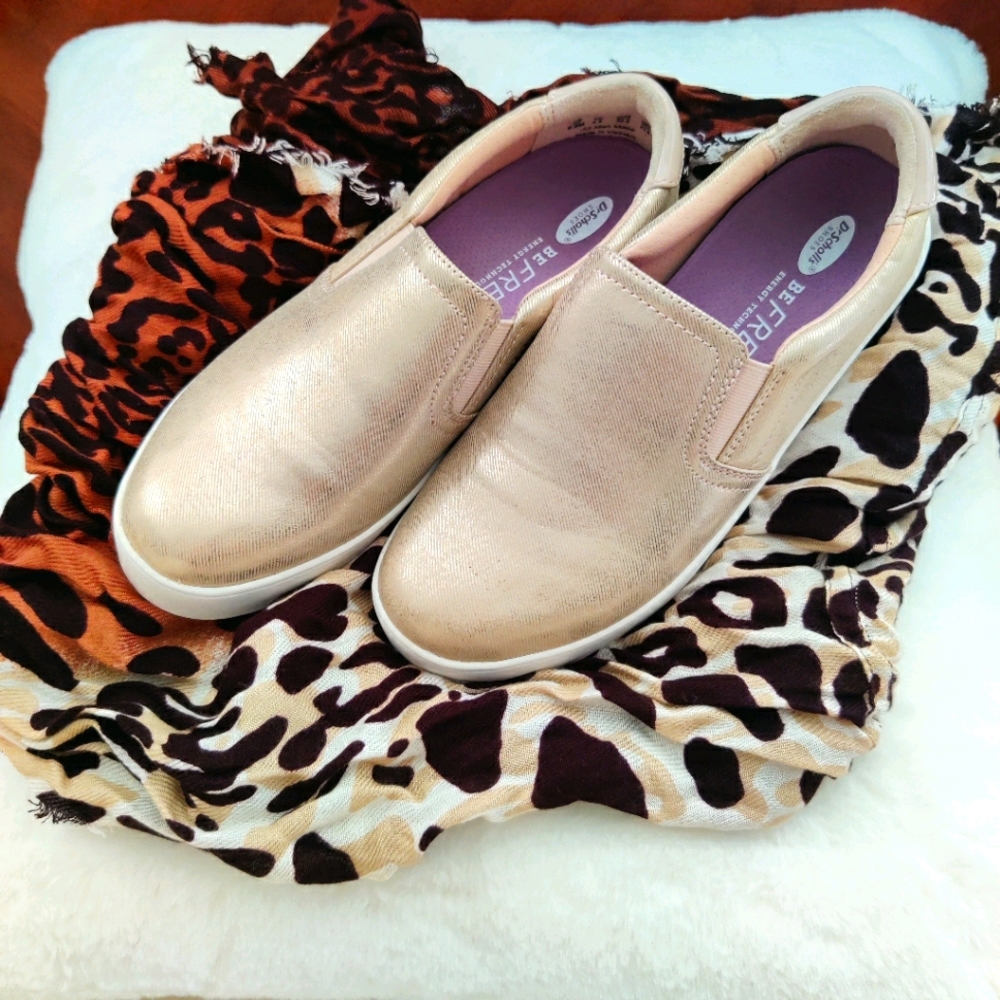 Dr. Scholl's Be Free slip on flat shoes